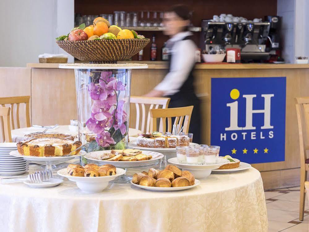 Hotel Firenze 카오를레 외부 사진