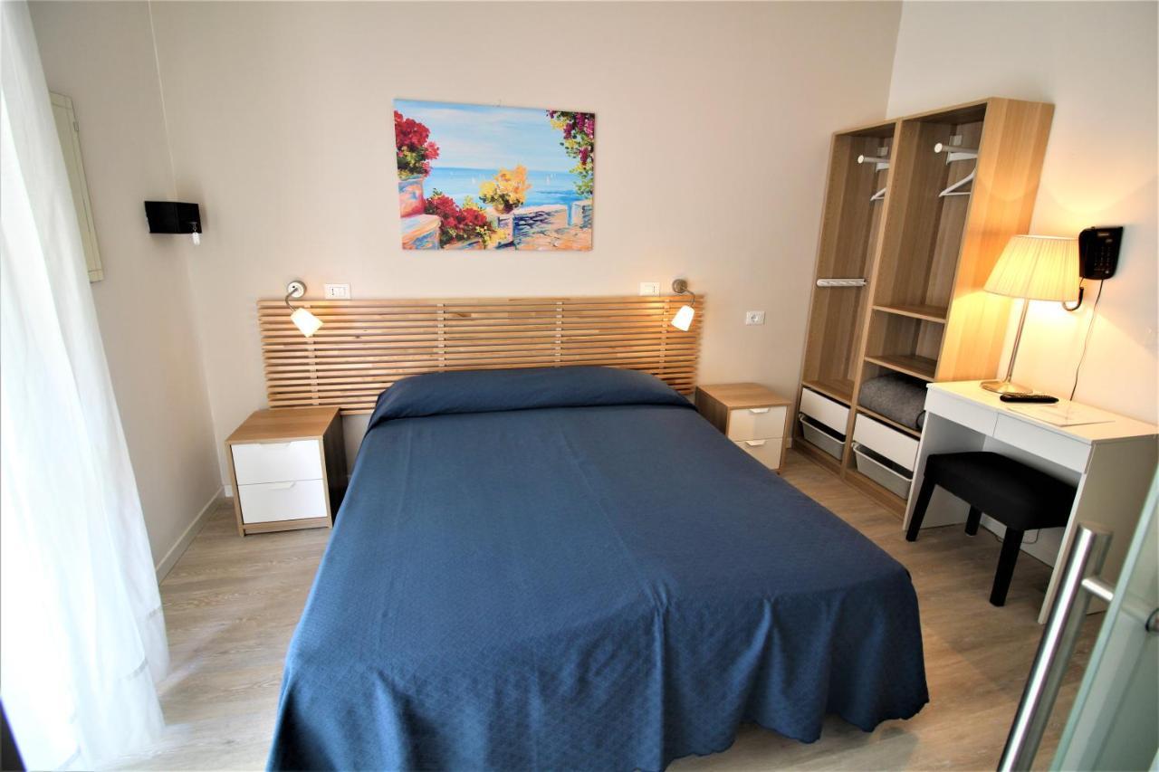 Hotel Firenze 카오를레 외부 사진